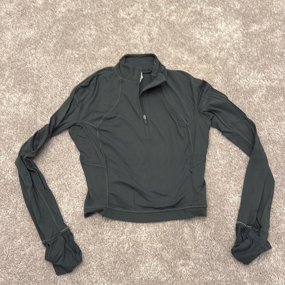 LULULEMON Cropped Sage Green Quarter Zip 6 - Picture 1 of 5